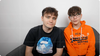 Swan & Néo mettent en pause leur chaîne YouTube.